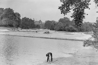 St James’s Park in London was in need of a new planting scheme after the First World War