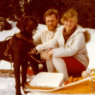 Tom and Anne-Elisabeth Hagen, pictured on a skiing trip in the 1980s, were married for half a century