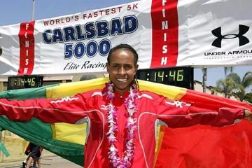 defar-runs-fastest-ever-womens-5km-in-carlsba