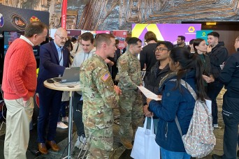 Service holds first of its kind total Army career fair