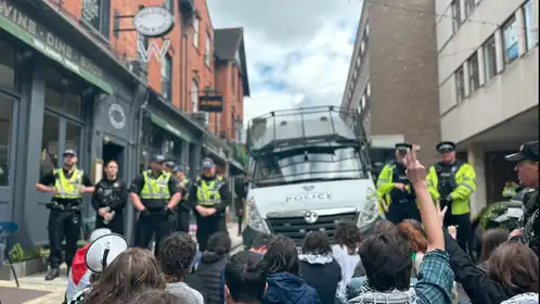 ‘Mass arrests’ in Oxford as anti-Israel students occupy a university building