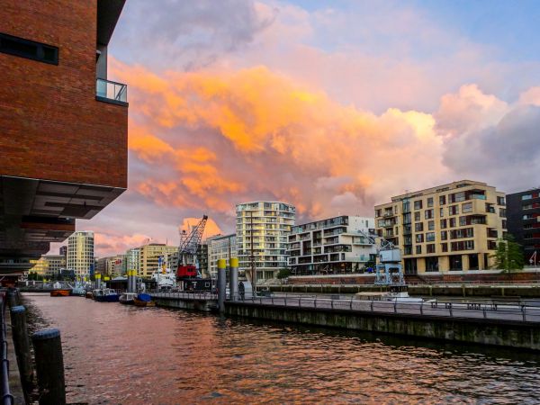 Hamburg, napnyugta, Németország, építészet, ég, felhők