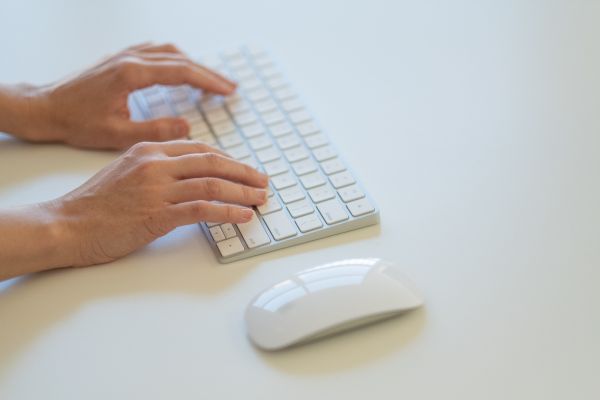 mână, tastatura, dispozitiv de intrare, periferic, bara de spațiu, calculator personal