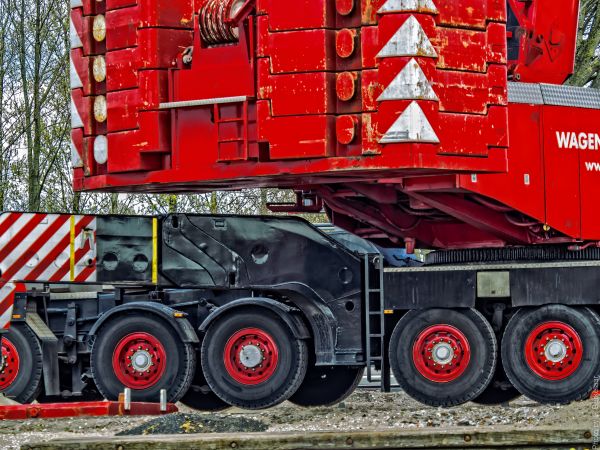 vervoer-,vrachtauto,rood,voertuig,speelgoed-,nederland