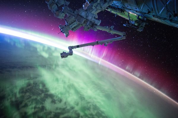 atmosfeer,Aurora,aurora boreali,voertuig,ruimte,luchtfoto