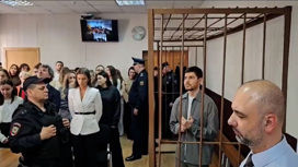 Аязу Шабутдинову продлили арест на два месяца
