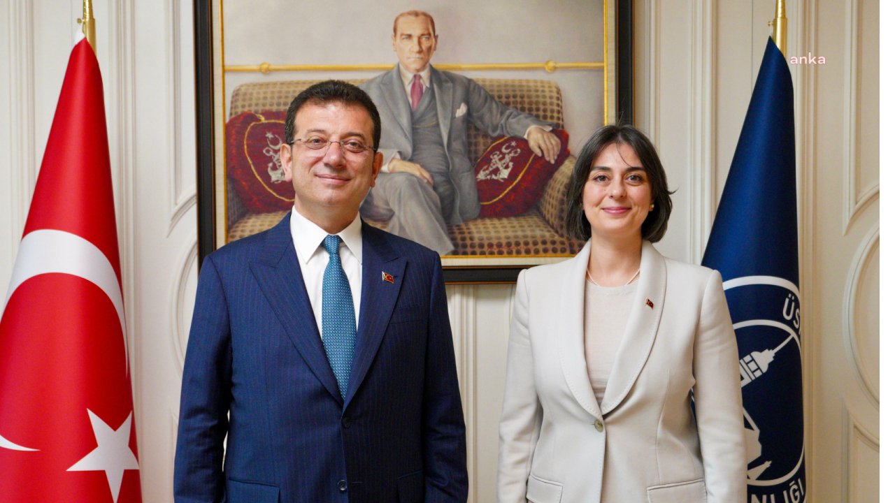 Ekrem İmamoğlu, Üsküdar Belediye Başkanı Sinem Dedetaş'ı ziyaret etti