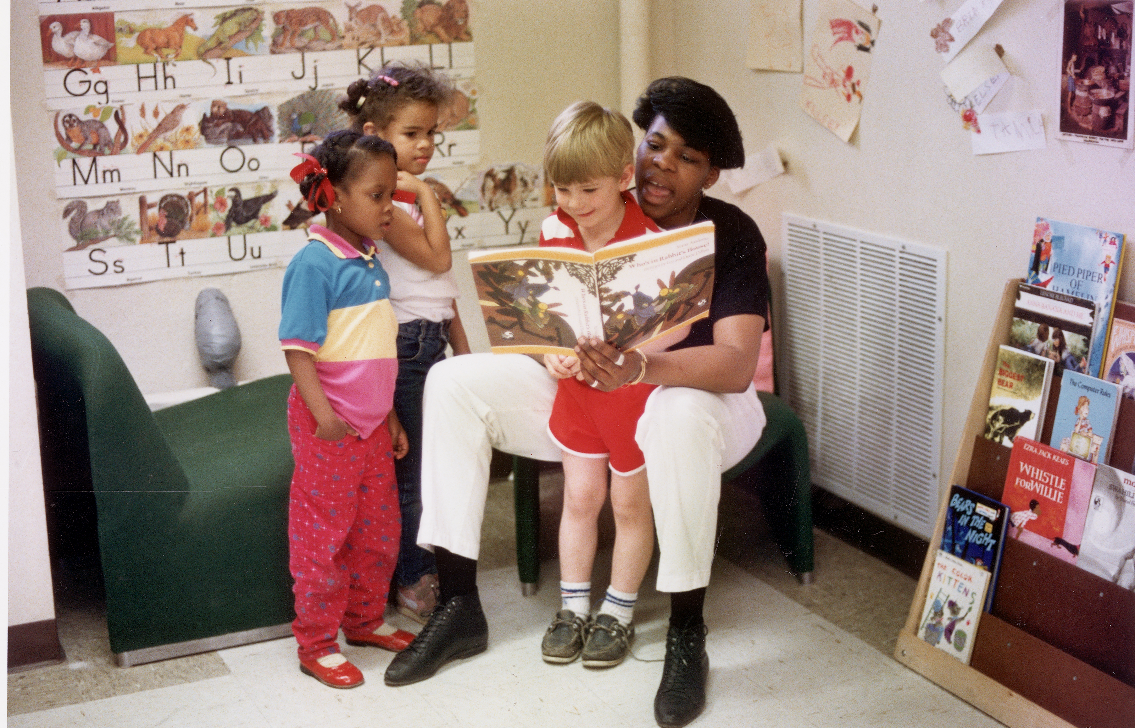 Children being read a story at Washingto