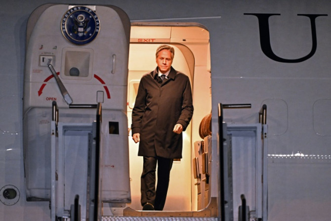 앤서니 블링켄 미 국무장관이 목요일 밤 오산 공군기지에 도착했다.