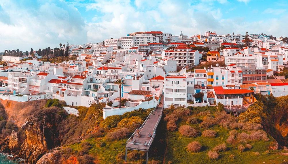 Albufeira, Algarve, Portugal © Shutterstock