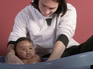Messi con Yamal bebè: le foto per l'Unicef fanno il giro del mondo