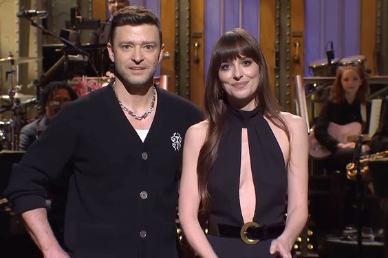 Dakota Johnson and Justin Timberlake Have a Social Network Reunion During Actress' Saturday Night Live Monologue