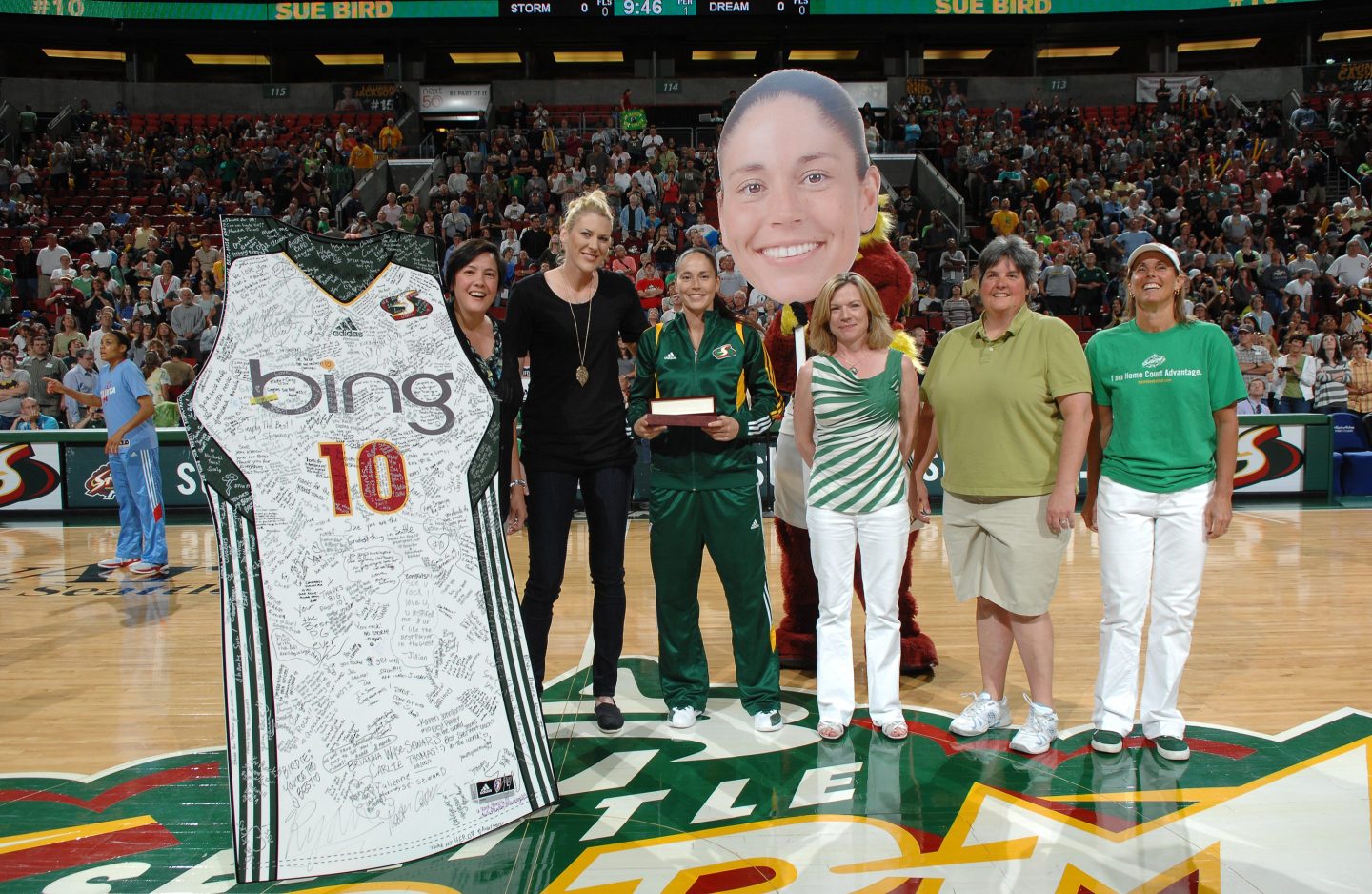 SEATTLE, WA &#8211; AUGUST 13: Sue Bird #10 of the Seattle Storm celebrates ten years with the team along side CEO Karen Bryant, Lauren Jackson #15 and team owners Dawn Trudeau, Lisa Brummel and Ginny Gilder before the game against the Atlanta Dream on August 13, 2011 at Key Arena in Seattle, Washington.  NOTE TO USER:User expressly acknowledges and agrees that, by downloading and/or using this Photograph, user is consenting to the terms and conditions of the Getty Images License Agreement. Mandatory Copyright Notice: Copyright 2011 NBAE (Photo by Terrence Vaccaro /NBAE via Getty Images).