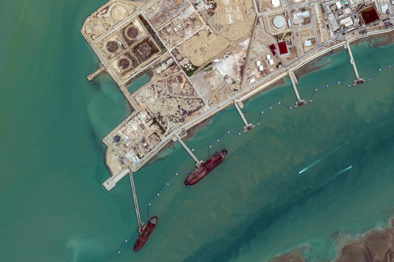 A Maxar satellite image shows the Fortune Galaxy Mahshahr Oil Terminal in Iran.