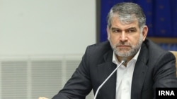 جواد ساداتی‌نژاد همزمان با فاش شدن پرونده «نهاده‌های دامی» استعفا داده بود