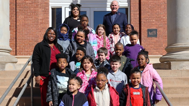 Students with MIGHT visit Lawton City Hall. (Photo courtesy of the City of Lawton)