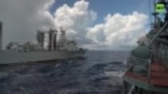 Корабли российского и китайского флотов отработали передачу ...
