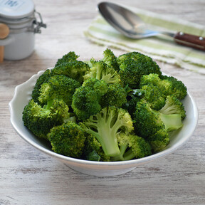 Cómo cocinar brócoli en microondas, la receta más fácil, rápida y que menos mancha para repetir cada semana