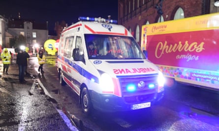 An ambulance believed to be carrying the Gdańsk mayor, Paweł Adamowicz, to hospital.