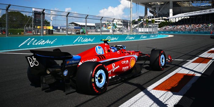 Carlos Sainz in his F1 Ferrari during Miami qualifying in 2024.