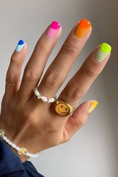 30 Simple Yet Cute Colorful Nails