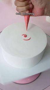 Cake decorating techniques