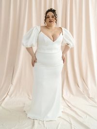 A sexy, strapless satin wedding gown with a removable puff sleeve bolero minimal bride || modern bride || fitted strapless wedding gown || reno tahoe bride