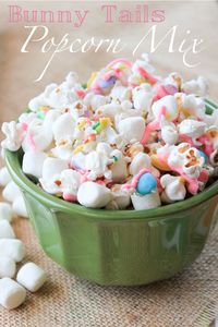 Bunny Tails Popcorn Mix - a perfect addition to any Easter basket! #WiltonTreatTeam