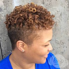 Women's Short Curly Undercut Hairstyle Big Chop, Hairstyles For Afro Hair, Short Black Natural Hairstyles, Undercut Hairstyle, Curly Undercut, African Natural Hairstyles