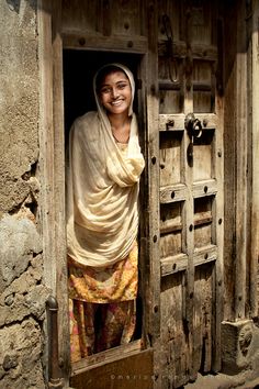 Door. Gujarat (India) | Marina Ramos | Flickr India, Indian, Incredible India, People, Maya, India Photography, Indian Women, Amazing India, Women Of India