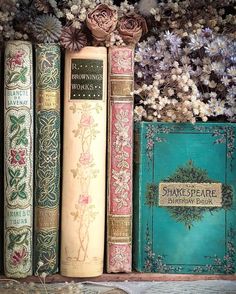 Books, Old Books, Vintage, Book Lovers, Book Aesthetic, Book Photography, Beautiful Book Covers, Vintage Books, Favorite Books