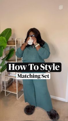 Fall matching co ord loungewear set outfit that feels but dosnt look like pajamas | style ideas | Street style how to style matching sets for fall #FallFashion #WomensFashion #FallOutfits
 • Graphic tee leather jacket white sneaker
 • Denim skirt sweater knee high boots Fall Style Guide, Fashion Hacks Clothes, Mid Size Fashion, Casual Chic Outfit, Plus Size Summer Outfit, Loungewear Set Outfit
