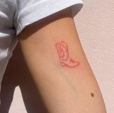 Cowboy Boot Line Tattoo, Cowboy Hat And Boots Tattoo Design, Seashell Line Tattoo, Cowboy Aesthetic Tattoo, Red Cowboy Boot Tattoo, Fine Line Cowboy Boot Tattoo, Tiny Cowboy Boot Tattoo, Tiny Cowboy Hat Tattoo, Small Cowboy Boot Tattoo