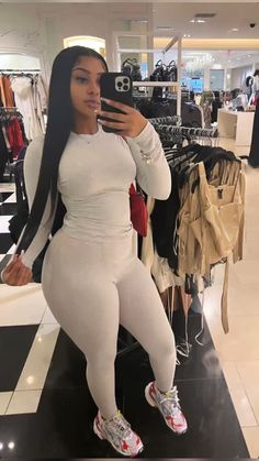 Thick Girls Outfits, Baddie Outfits Casual, Comfy Outfits, Black Girl Outfits, Chill Outfits, Cute Comfy Outfits, Lookbook Outfits