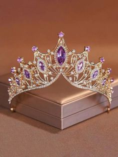 Rapunzel, Tiaras And Crowns, Princess Crowns, Tiaras, Crown, Rapunzel Crown, Crown Aesthetic, Purple Crown, Pretty Jewellery
