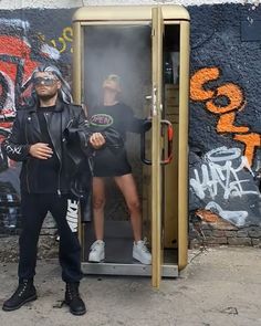 Gefällt 500 Mal, 11 Kommentare - DJaneMag (@djanemag) auf Instagram: „#fridaymood ✅ with @stellabossi  • Safer raver. Take three: The one man club! . Trackid: @ben_dust_…“ Halloween, Punk, Club, Mens Club