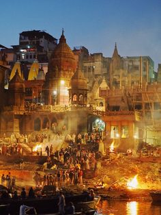 Visiting Varanasi & River Ganges – India’s Holy City That Moved Me | girltweetsworld.com Agra, Goa, New Delhi, Taj Mahal, Bhutan