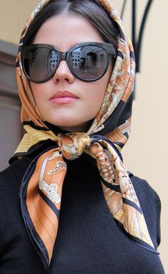 10 ways to wear a scarf this summer from tabithadumas.com Urban Uutfitters, Head Scarf Styles