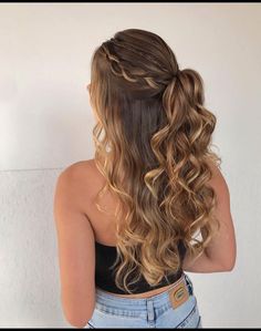 prom hairstyles softball hairstyles sunkissed hair brunette fluffy bob black women Cute Diy Mothers Day gift basket ideas for mom and grandma. Cheap cute simple baskets including dollar tree diy, spas, red basket, cocktail, jar, and candy ideas. #Mothersday #giftbaskets #Diy #Giftsformom #Giftsforgrandma ... mo  ... m Prom Hairstyles, Ball Hairstyles, Braided Prom Hair, Prom Ponytail Hairstyles, Updo Hairstyles For Prom, Cute Updo Hairstyles, Peinados, Dama Hairstyles, Curled Updo