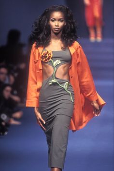 Catwalk Fashion, Fashion 1990s, 1920s Fashion, Vintage Dresses, 90s Runway Fashion, Fashion Inspo