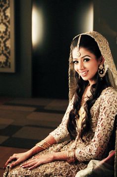 dulhan indian pakistani bollywood bride desi wedding Couture, Wedding Dress, Indiana, Indian Wedding Dress, Pakistani Bride, Pakistani Bridal