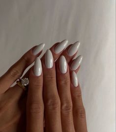 #art #design #fashion #diamond #style #beauty #blogger #blog #stylish #fashionable #outfit #girl #nail #white Fancy Nails, Uñas, Gorgeous Nails