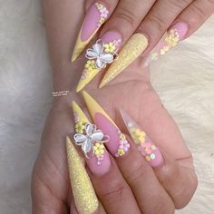 Summer Nails With Rhinestones, Gem Placement On Nails, Nails Designs Halloween, Nails Painting, Diy Rhinestone Nails, Nail Designs For Beginners, Pink Holographic Nails, Nail Art Designs Valentines, Nail Art Designs Valentines Day