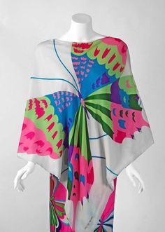 1970's Hanae Mori Psychedelic Butterflies Print Vintage, Outfits, Silk Kimono, Silk Kimono Dress, Kimono Blouse, Kimono Blouse Pattern, Silk Printing, Silk Chiffon Dress