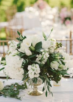 Photography : Emily Blake Photography Read More on SMP: http://www.stylemepretty.com/california-weddings/winters-california/2016/03/23/elegant-pastel-al-fresco-farm-wedding/ Palmas, Wedding Bouquets, Wedding Theme Colors, Green Wedding