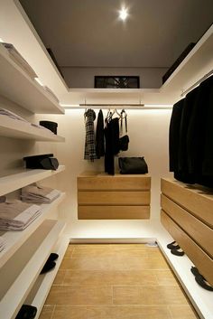 Dream Wardrobes, Dressing Room Closet