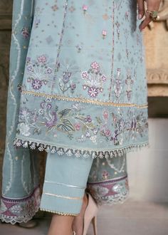 Embroidery Designs, Suits, Cotton Suits, Embroidered Kurti, Lawn Suits, Cotton Style, Kurti Designs, Indian Gowns Dresses