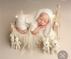 Newborn Posing, Newborn Pictures, Newborn Poses, Baby Photography Poses, Newborn Photography Poses, Newborn Shoot, Newborn Baby Photos, Newborn Mom
