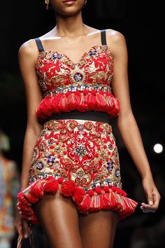 Vogue, Haute Couture, Couture, Dolce And Gabbana, Fashion Trends, Couture Runway, Ready To Wear, Spring 2016