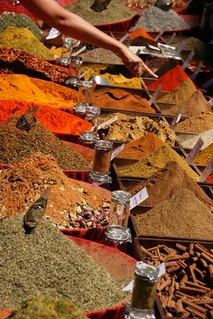 This spice, please! Foods, Provence France, Aromas, Spice Shop, Spice Recipes